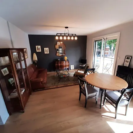 Le Planard Lägenhet